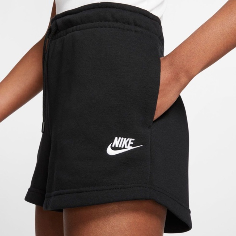 Nike women’s essential French terry shorts